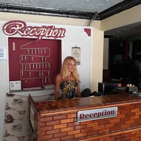 Kleopatra Saray 2* Alanya