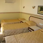 Kleopatra Saray 2* אלאניה