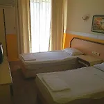 Kleopatra Saray 2*