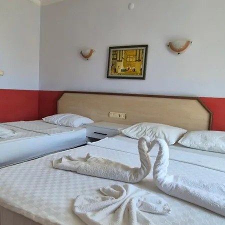 Kleopatra Saray Otel