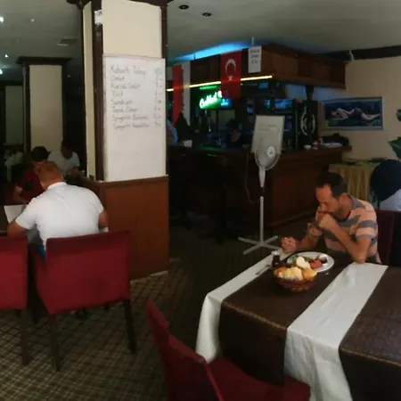 Kleopatra Saray Otel 2*