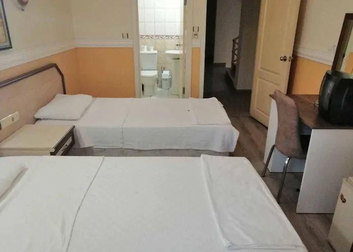 מלון Kleopatra Saray אלאניה