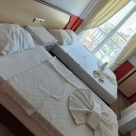 Kleopatra Saray Otel 2*