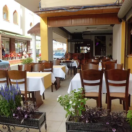 Kleopatra Saray Otel Alanya